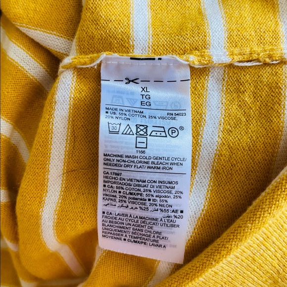 OLD NAVY Women’s Mustard/Yellow Lightweight Pullover Sweater (Size XL) - Picture 10 of 12